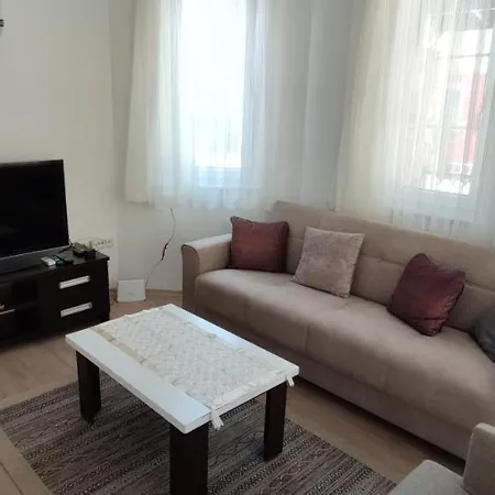 Apartment Calis Plajina Yakin 2+1 Esyali Tatil Evi Fethiye