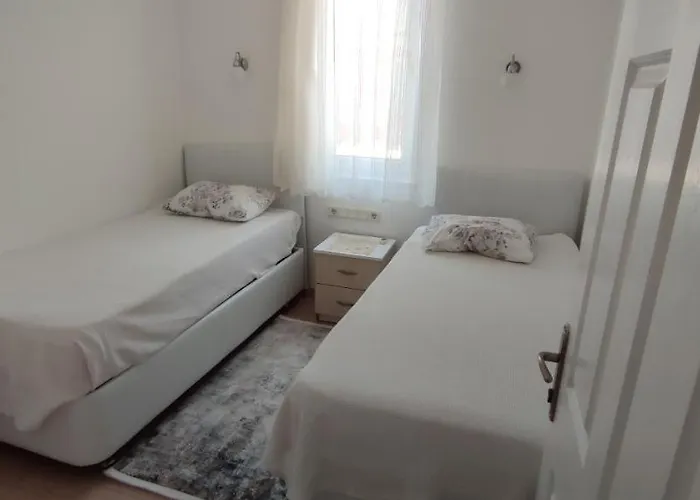 Apartamento çalış Plajına Yakın 2+1 Eşyalı Fethiye